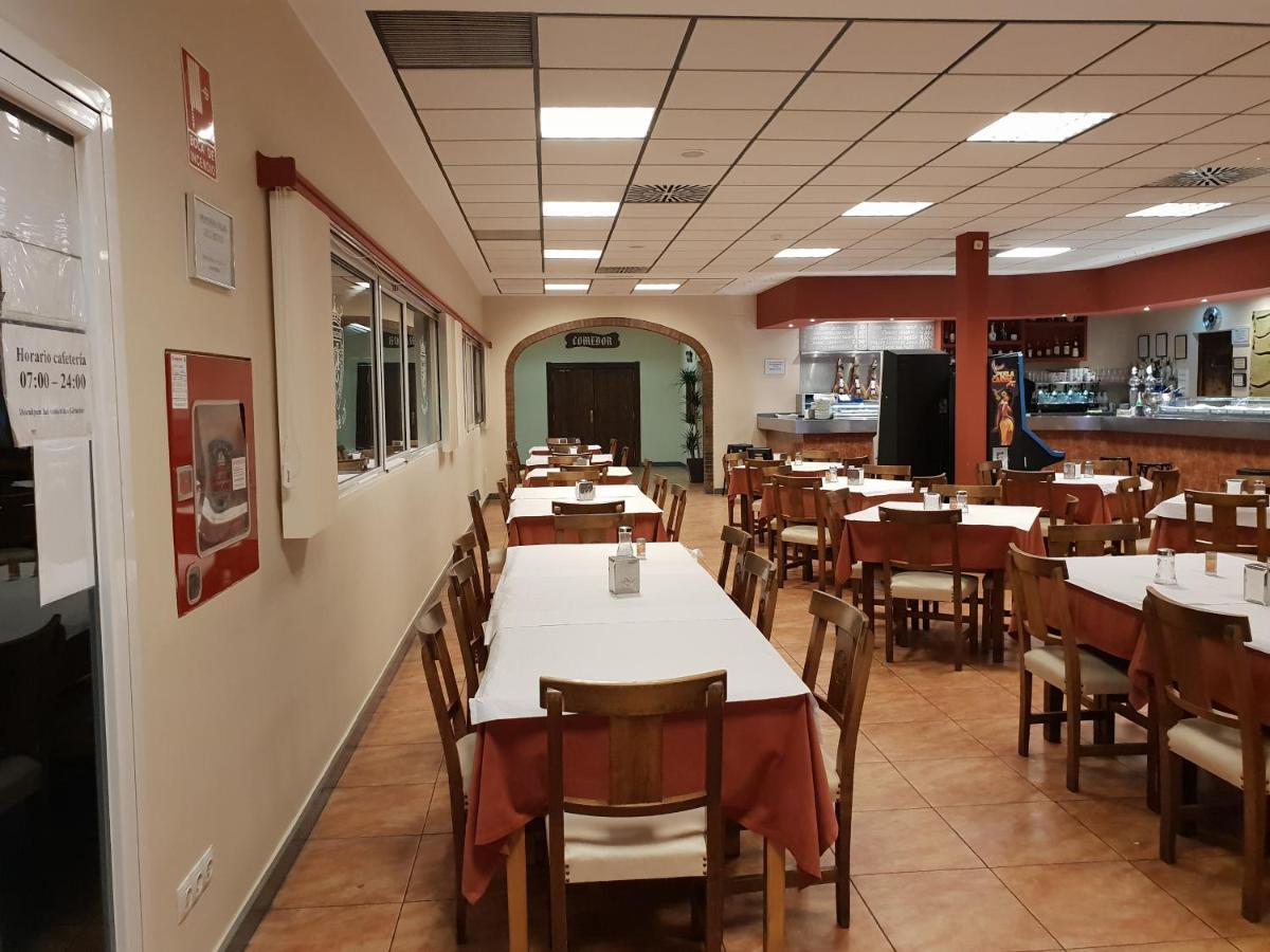 Norte Hotel Villanueva de Gállego Екстериор снимка